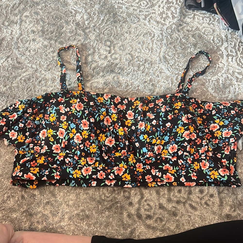 Target: Woman’s plus ruffle tube tankini top sz 3x